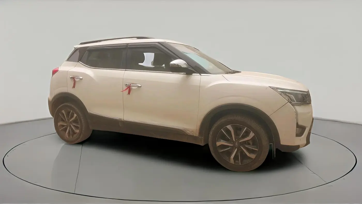 2021 Mahindra XUV300 W8 (O) 1.2 PETROL, Petrol, Manual, 73,042 km, exterior