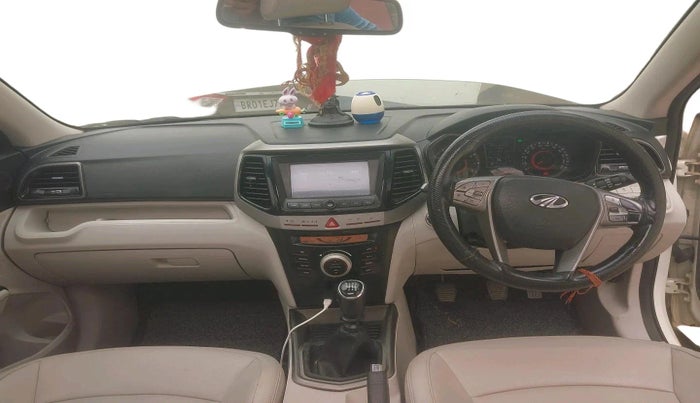 2021 Mahindra XUV300 W8 (O) 1.2 PETROL, Petrol, Manual, 73,042 km, interior