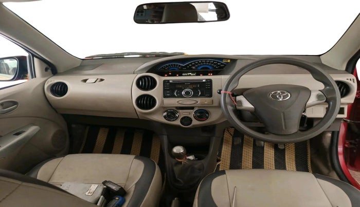 2015 Toyota Etios Liva V, Petrol, Manual, 86,628 km, interior