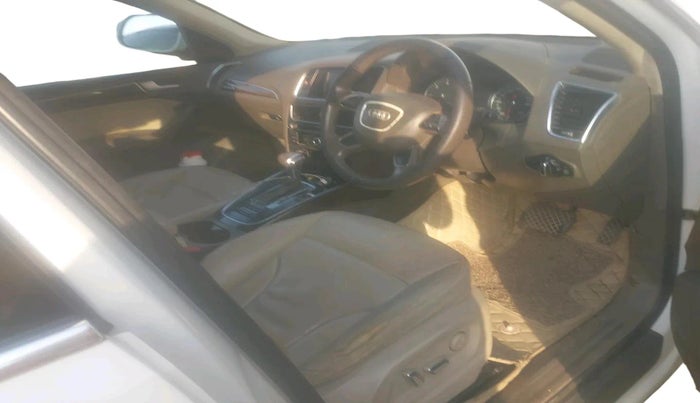 2014 Audi Q5 2.0 TDI quattro Premium, Diesel, Automatic, 1,45,401 km, interior