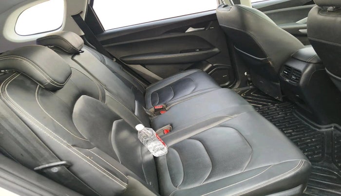 2020 MG HECTOR SHARP HYBRID 1.5 PETROL, Petrol, Manual, 22,568 km, interior