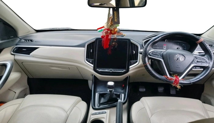 2021 MG HECTOR SHARP 2.0 DIESEL, Diesel, Manual, 1,31,006 km, interior