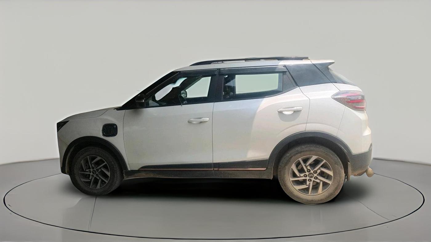 2023 Mahindra XUV400 EL 7.2 KW, Electric, Automatic, 36,631 km, exterior