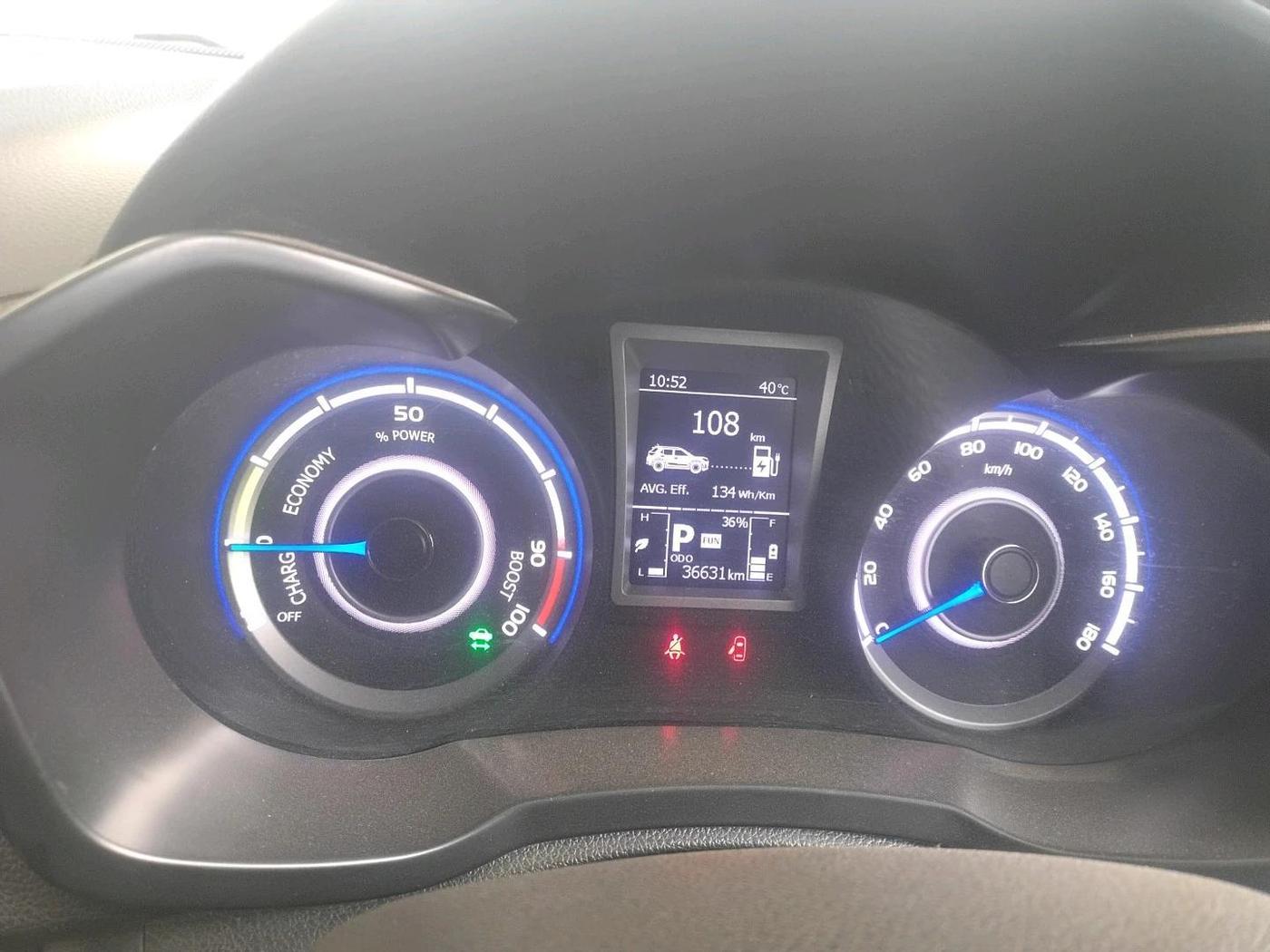 2023 Mahindra XUV400 EL 7.2 KW, Electric, Automatic, 36,631 km, interior