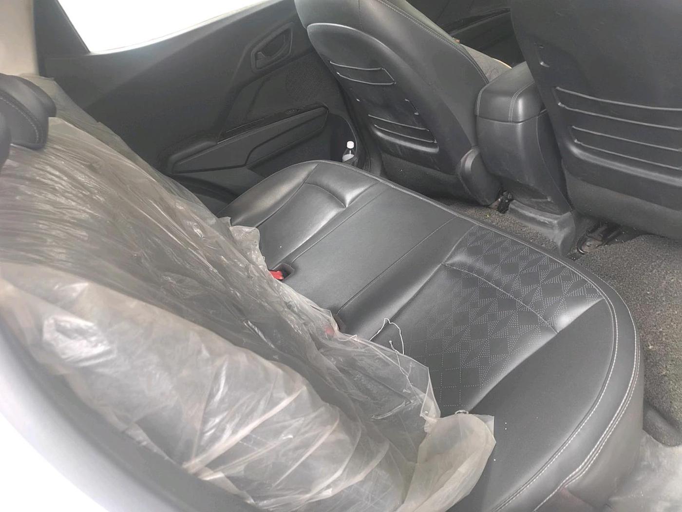 2023 Mahindra XUV400 EL 7.2 KW, Electric, Automatic, 36,631 km, interior