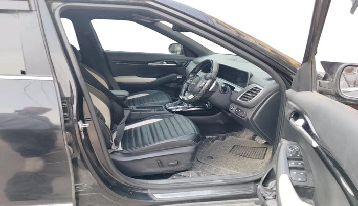 2023 KIA SELTOS  GTX Plus 1.5 Turbo Petrol DCT, Petrol, Automatic, 33,702 km, interior