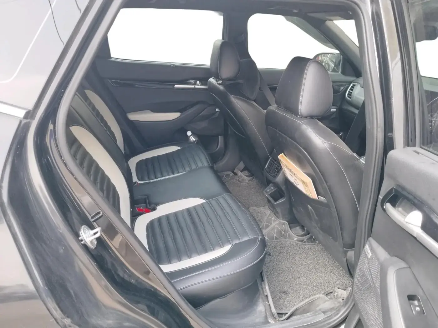 2023 KIA SELTOS  GTX Plus 1.5 Turbo Petrol DCT, Petrol, Automatic, 33,702 km, interior
