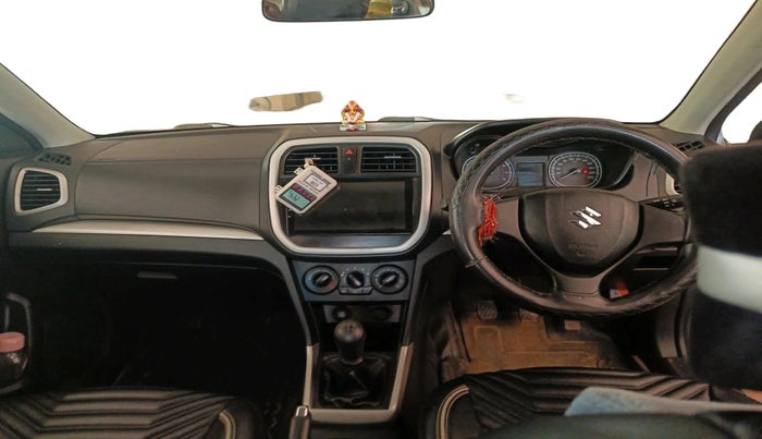 2020 Maruti Vitara Brezza LXI, Petrol, Manual, 34,751 km, interior