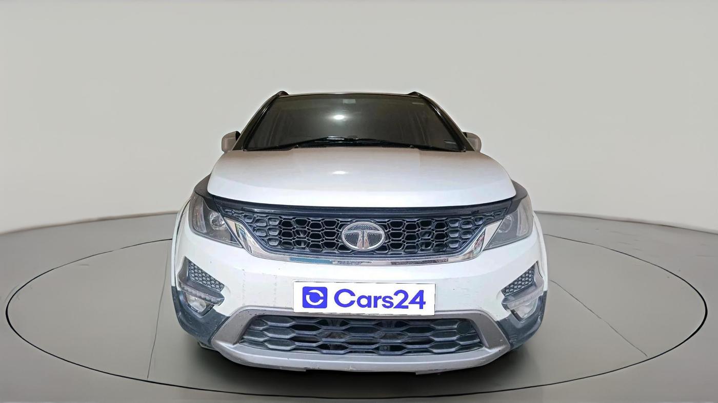 2017 Tata Hexa XT 4X2 6 STR, Diesel, Manual, 23,880 km, exterior