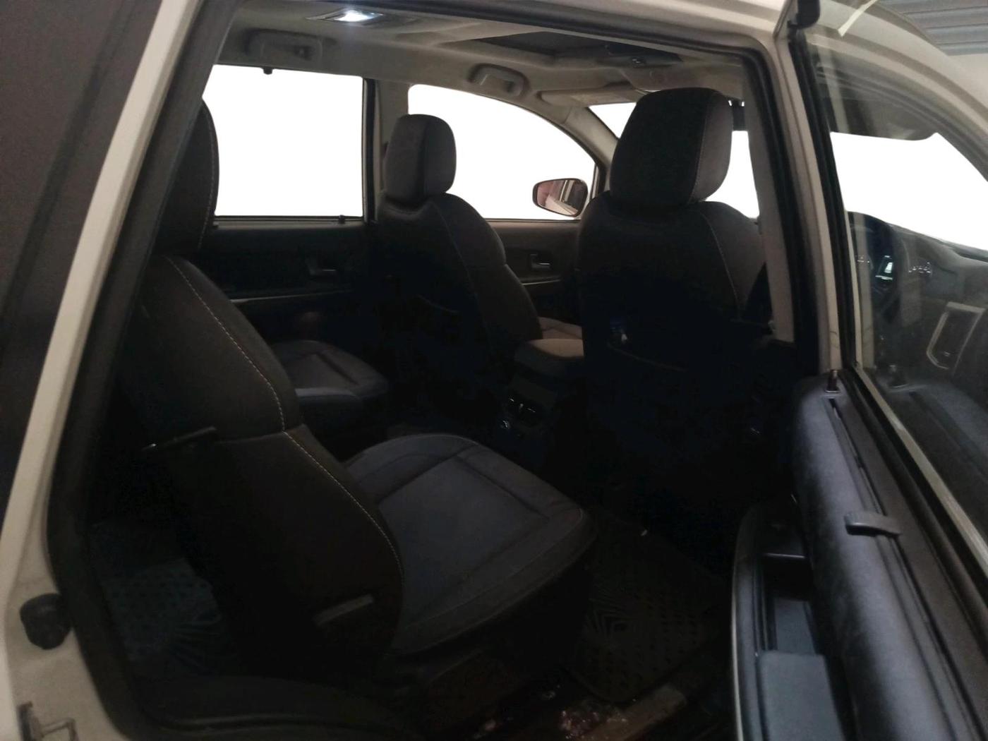2017 Tata Hexa XT 4X2 6 STR, Diesel, Manual, 23,880 km, interior