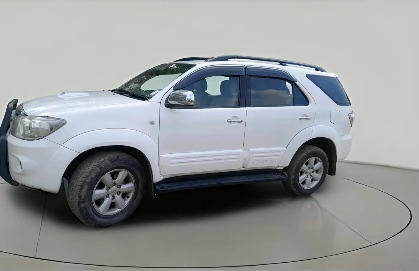 2011 Toyota Fortuner 3.0 4X4 MT, Diesel, Manual, 1,46,483 km, exterior