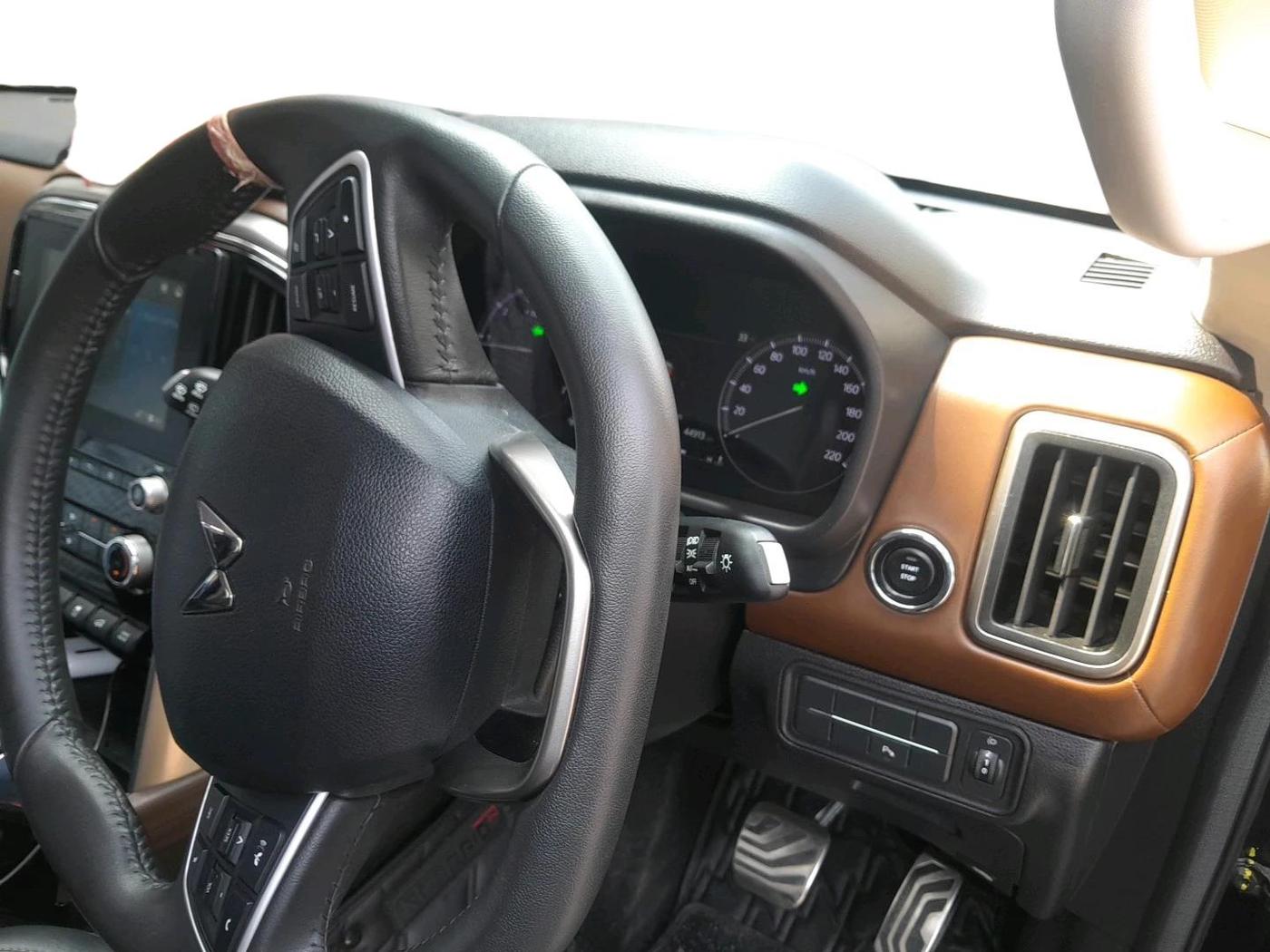 2024 Mahindra SCORPIO-N Z8 L DIESEL AT 2WD 7 STR, Diesel, Automatic, 44,913 km, interior