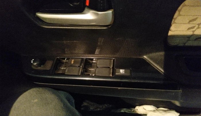 2017 Maruti Wagon R 1.0 VXI, Petrol, Manual, 23,202 km, interior