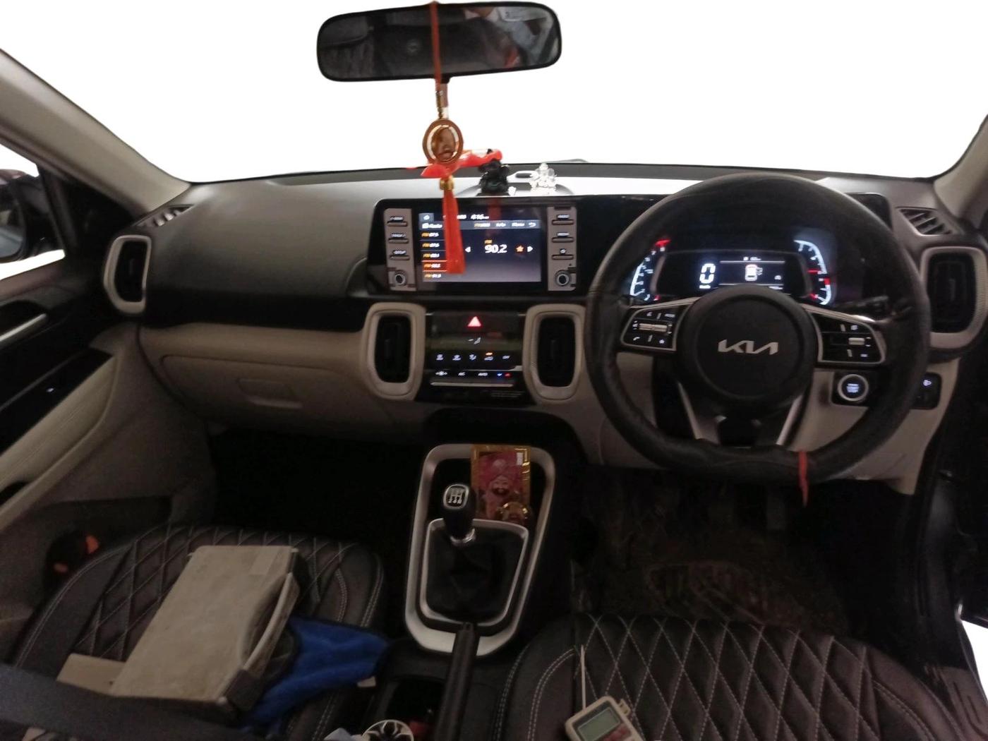 2026 KIA SONET HTK PLUS 1.2 PETROL MT, Petrol, Manual, 2,053 km, interior