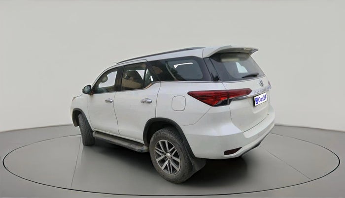 2018 Toyota Fortuner 2.8 4X4 MT, Diesel, Manual, 1,17,079 km, exterior