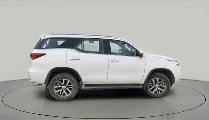 2018 Toyota Fortuner 2.8 4X4 MT, Diesel, Manual, 1,17,079 km, exterior