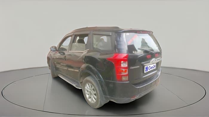2015 Mahindra XUV500 W10, Diesel, Manual, 1,22,520 km, exterior
