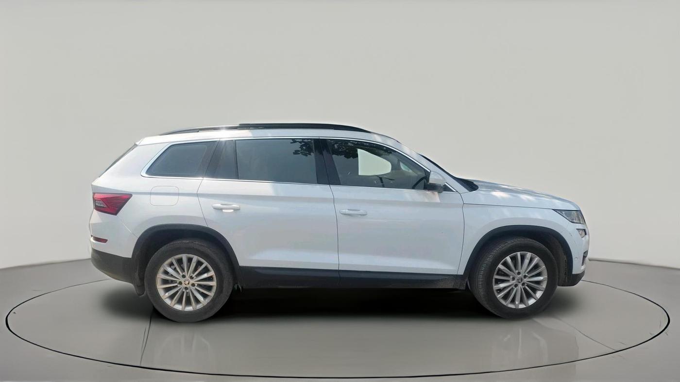 2018 Skoda Kodiaq STYLE 2.0 TDI 4X4 AT, Diesel, Automatic, 1,19,035 km, exterior