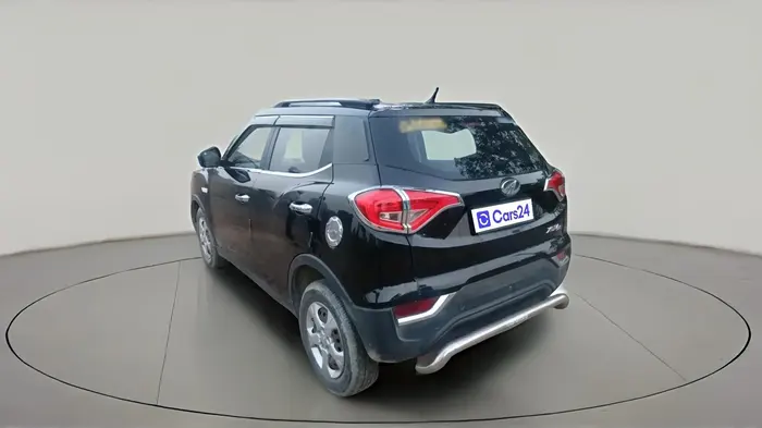2022 Mahindra XUV300 W6 1.2 PETROL, Petrol, Manual, 24,269 km, exterior