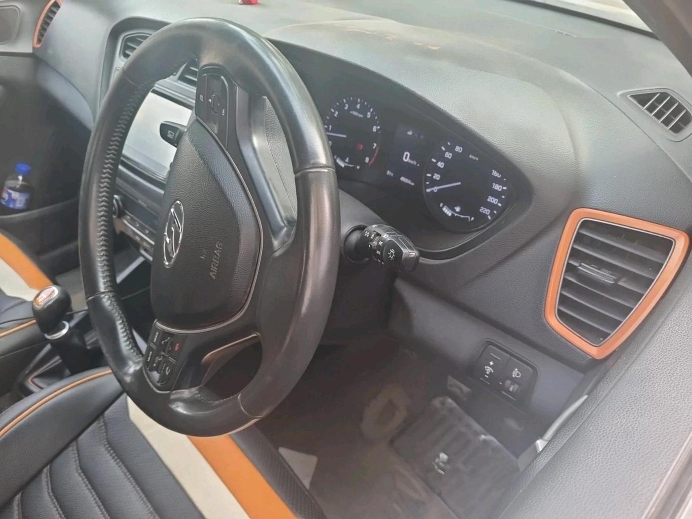 2016 Hyundai i20 Active 1.2 SX, Petrol, Manual, 45,004 km, interior