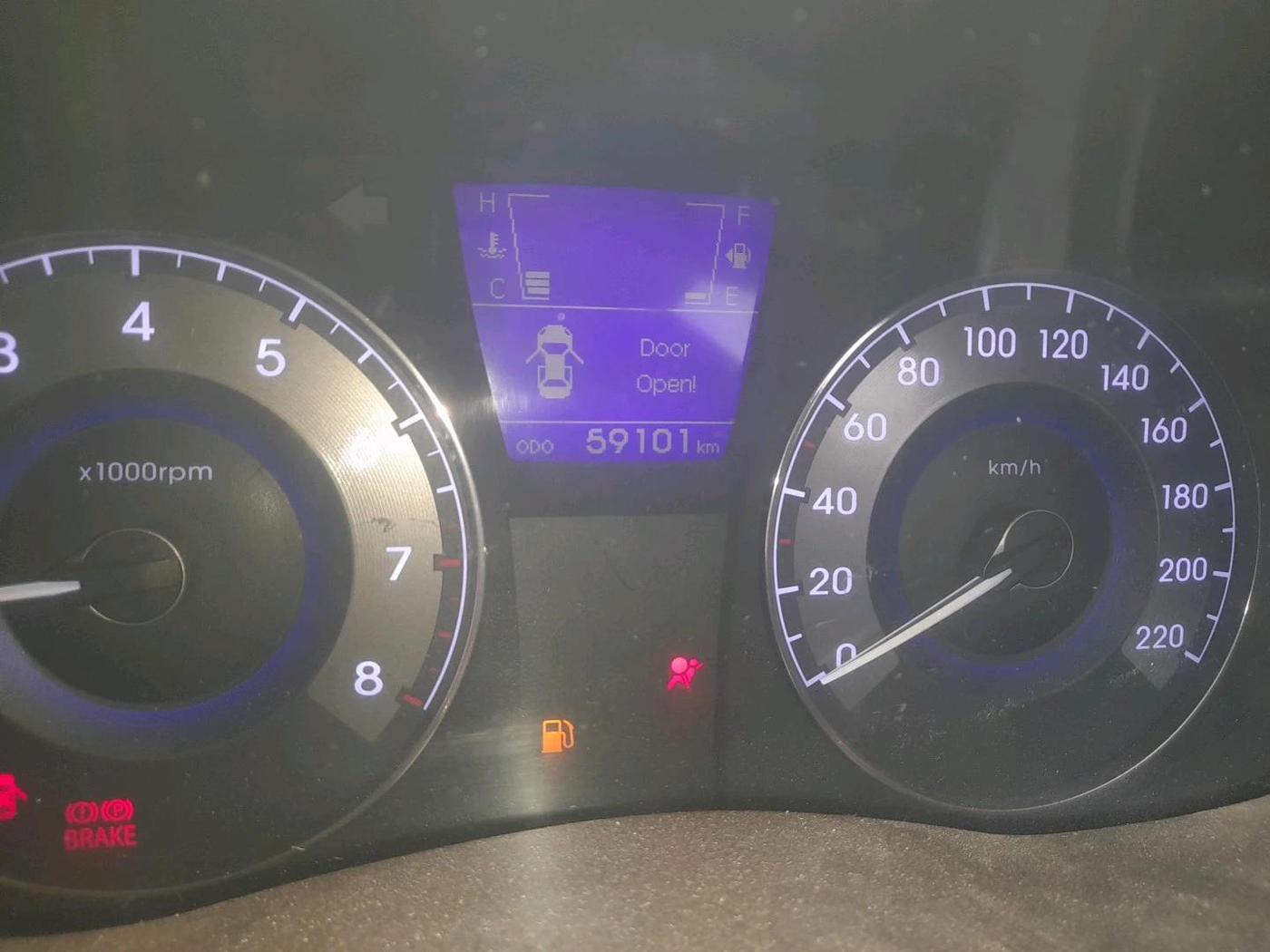 2013 Hyundai Verna FLUIDIC 1.6 VTVT SX OPT, Petrol, Manual, 59,101 km, interior