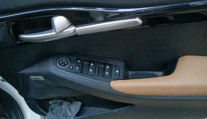 2022 KIA SELTOS HTX PLUS 1.5 DIESEL, Diesel, Manual, 32,984 km, interior