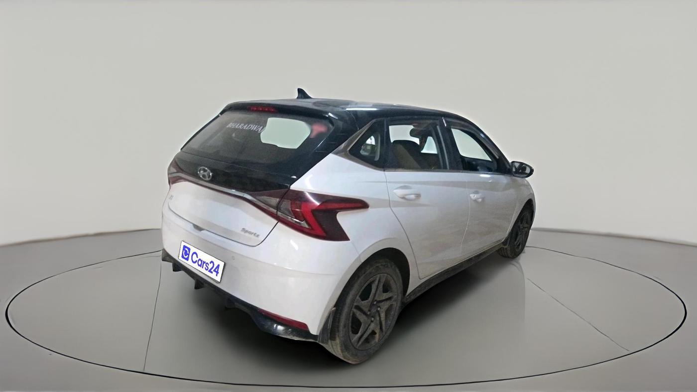 2022 Hyundai NEW I20 SPORTZ 1.2 MT DUAL TONE, Petrol, Manual, 46,025 km, exterior