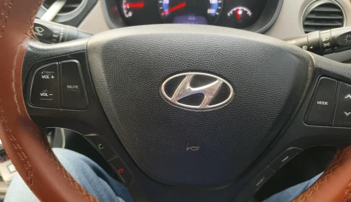 2015 Hyundai Xcent S 1.1 CRDI, Diesel, Manual, 1,41,620 km, interior