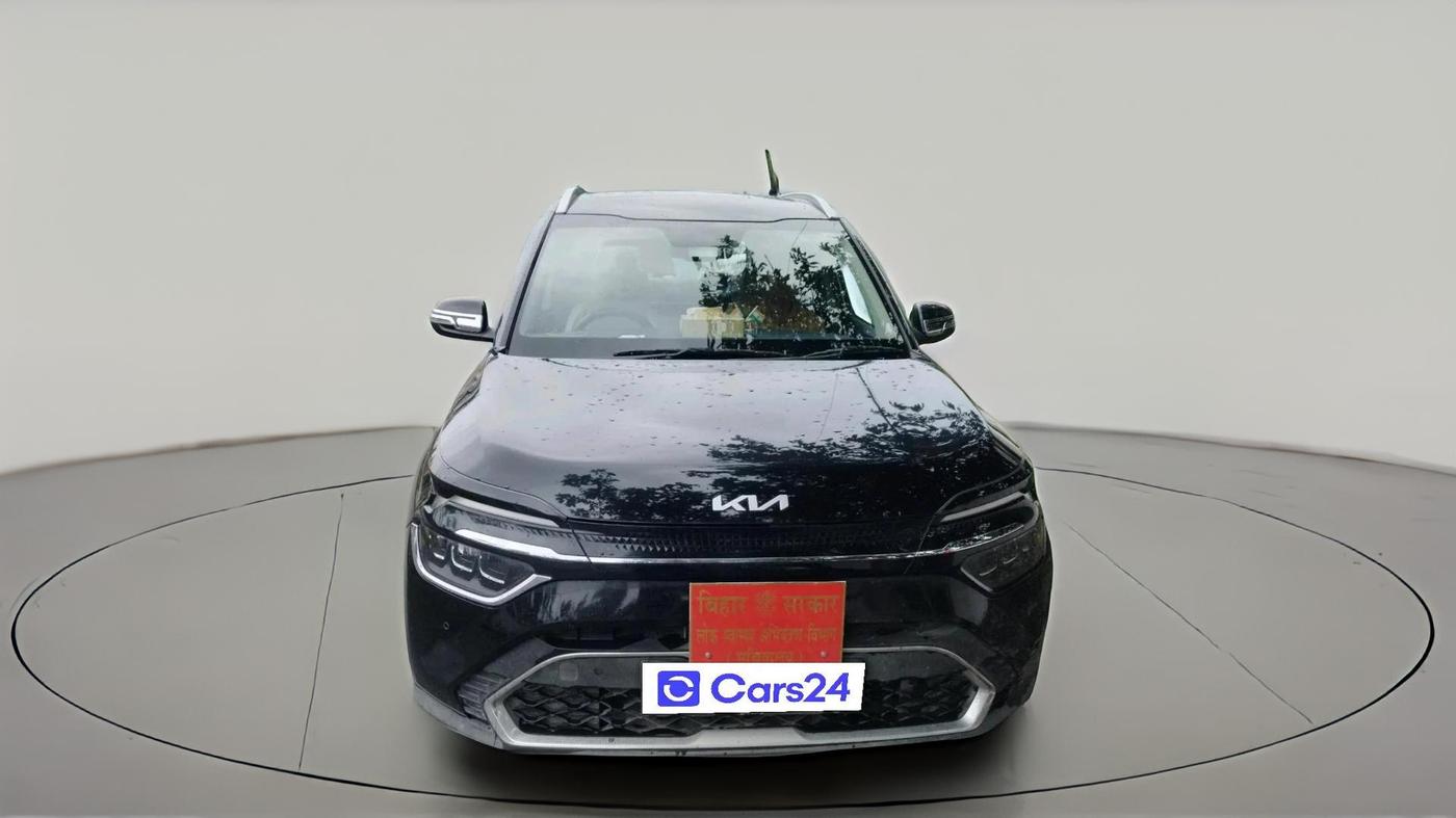 2022 KIA CARENS LUXURY PLUS 1.5 DIESEL AT 7 STR, Diesel, Automatic, 45,113 km, exterior