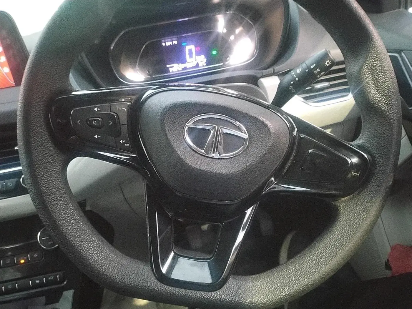 2020 Tata NEXON XZ PLUS PETROL, Petrol, Manual, 94,034 km, interior