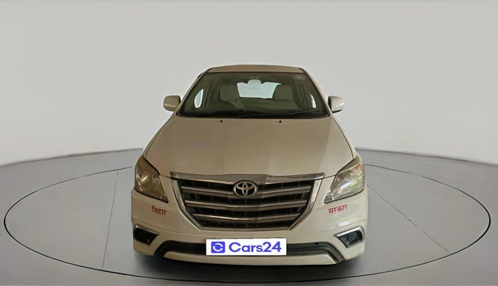 2015 Toyota Innova 2.5 G 8 STR, Diesel, Manual, 1,76,285 km, exterior