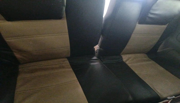 2015 Toyota Innova 2.5 G 8 STR, Diesel, Manual, 1,76,285 km, interior