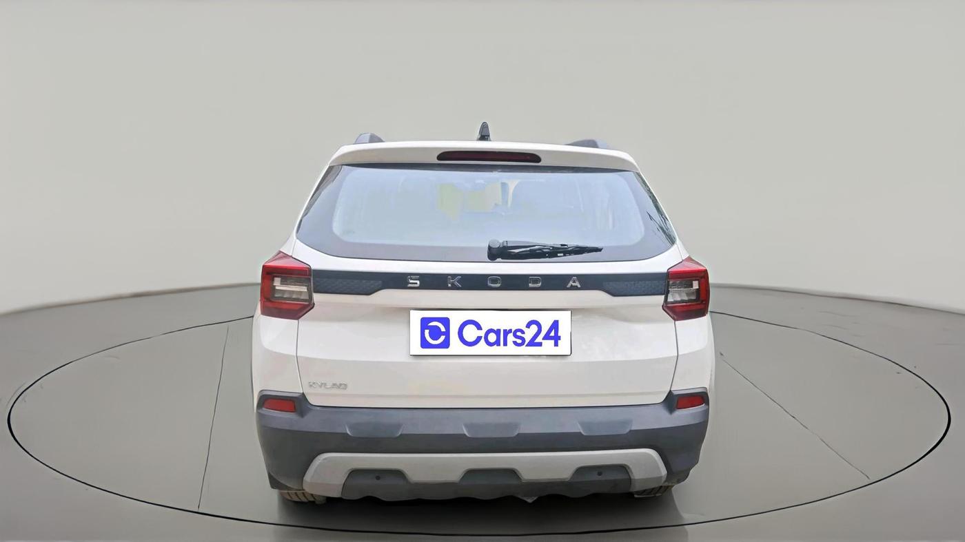 2026 Skoda Kylaq Prestige AT, Petrol, Automatic, 2,421 km, exterior