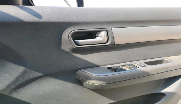 2009 Maruti Swift VDI, Diesel, Manual, 1,53,241 km, interior