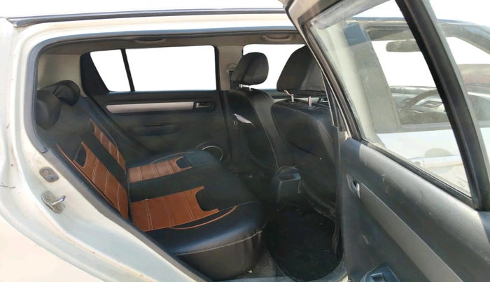 2009 Maruti Swift VDI, Diesel, Manual, 1,53,241 km, interior