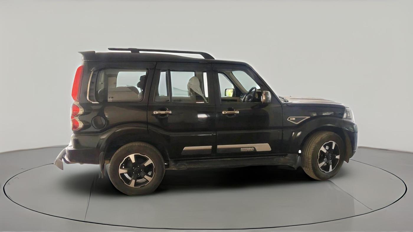 2024 Mahindra SCORPIO CLASSIC S11 7STR, Diesel, Manual, 54,095 km, exterior