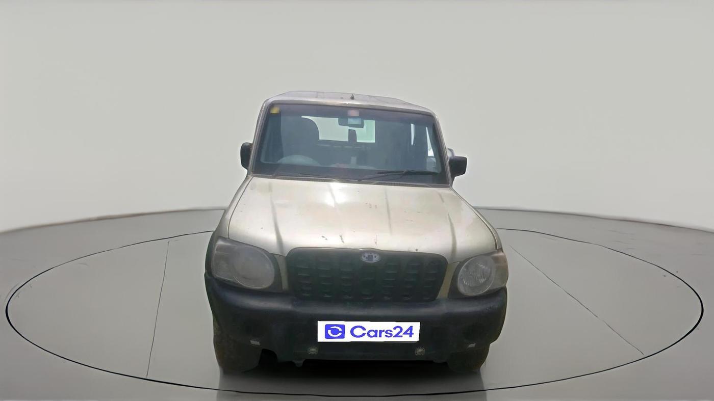 2004 Mahindra Scorpio 2.6 TURBO 9 STR, Diesel, Manual, 1,82,770 km, exterior