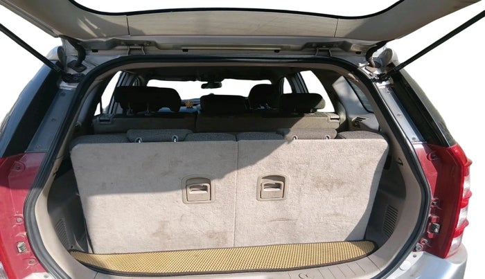 2016 Mahindra XUV500 W6 AT 1.99, Diesel, Automatic, 78,933 km, exterior