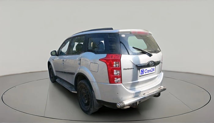 2016 Mahindra XUV500 W6 AT 1.99, Diesel, Automatic, 78,933 km, exterior