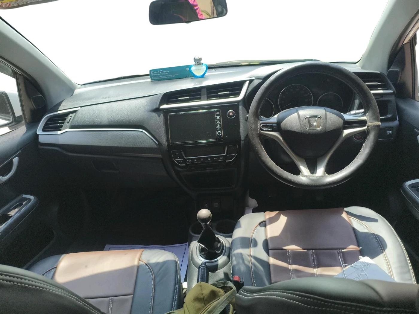 2018 Honda BR-V 1.5L I- DTEC VX, Diesel, Manual, 76,891 km, interior