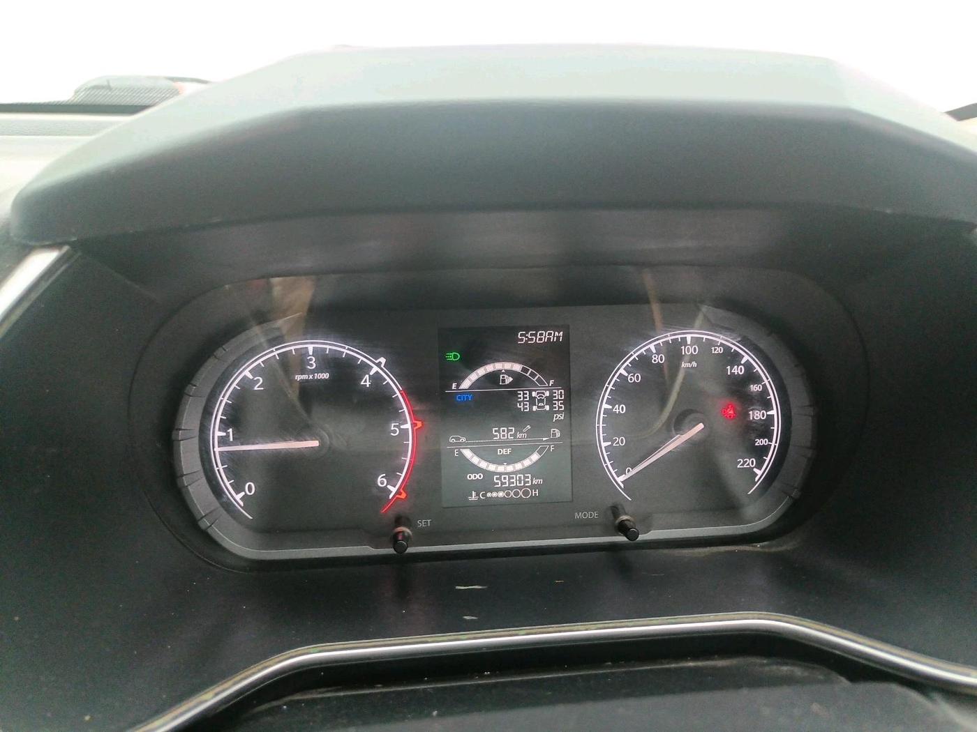 2021 Tata Safari XT PLUS, Diesel, Manual, 59,303 km, interior