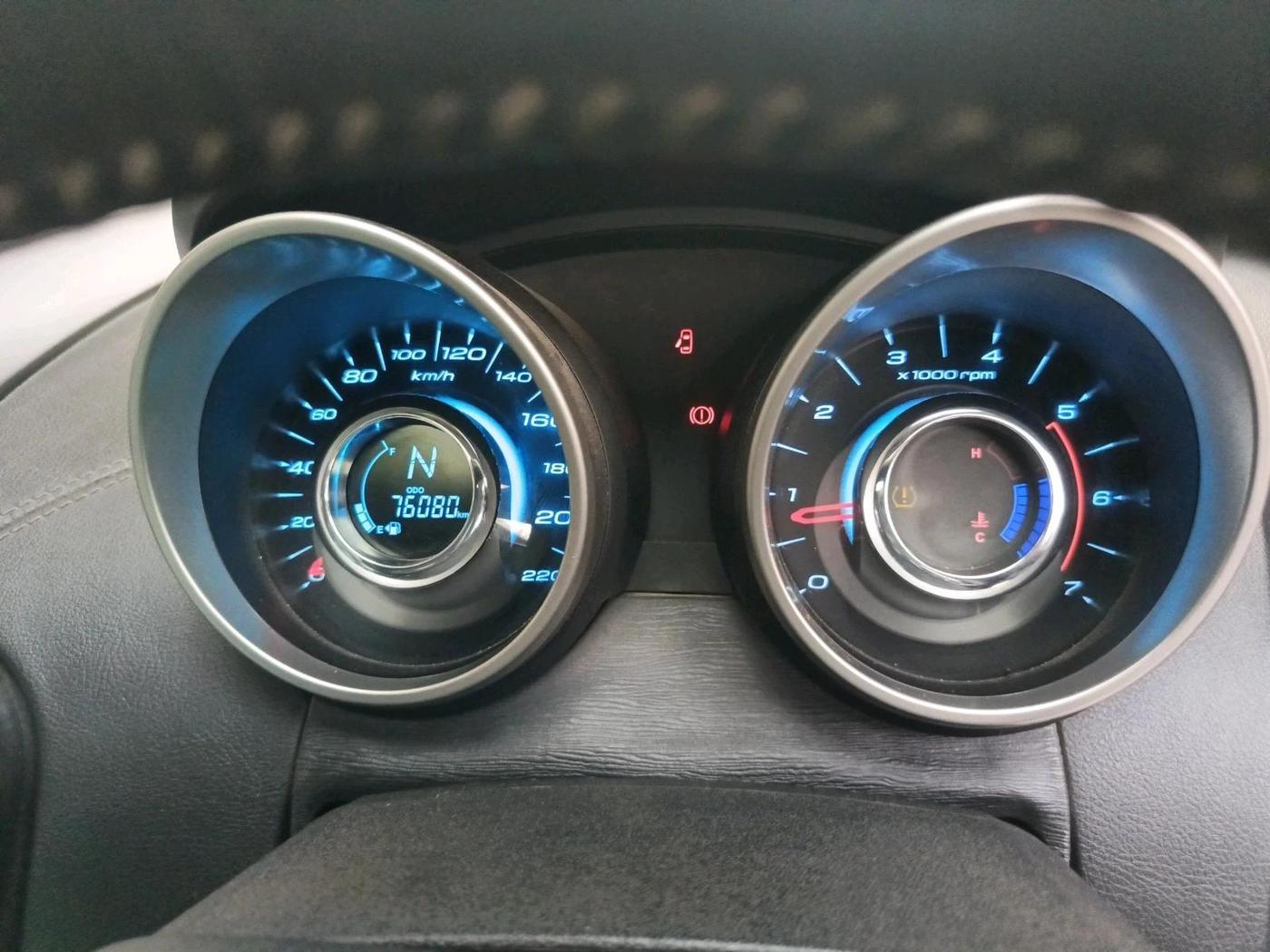 2021 Mahindra XUV500 W11, Diesel, Manual, 76,080 km, interior