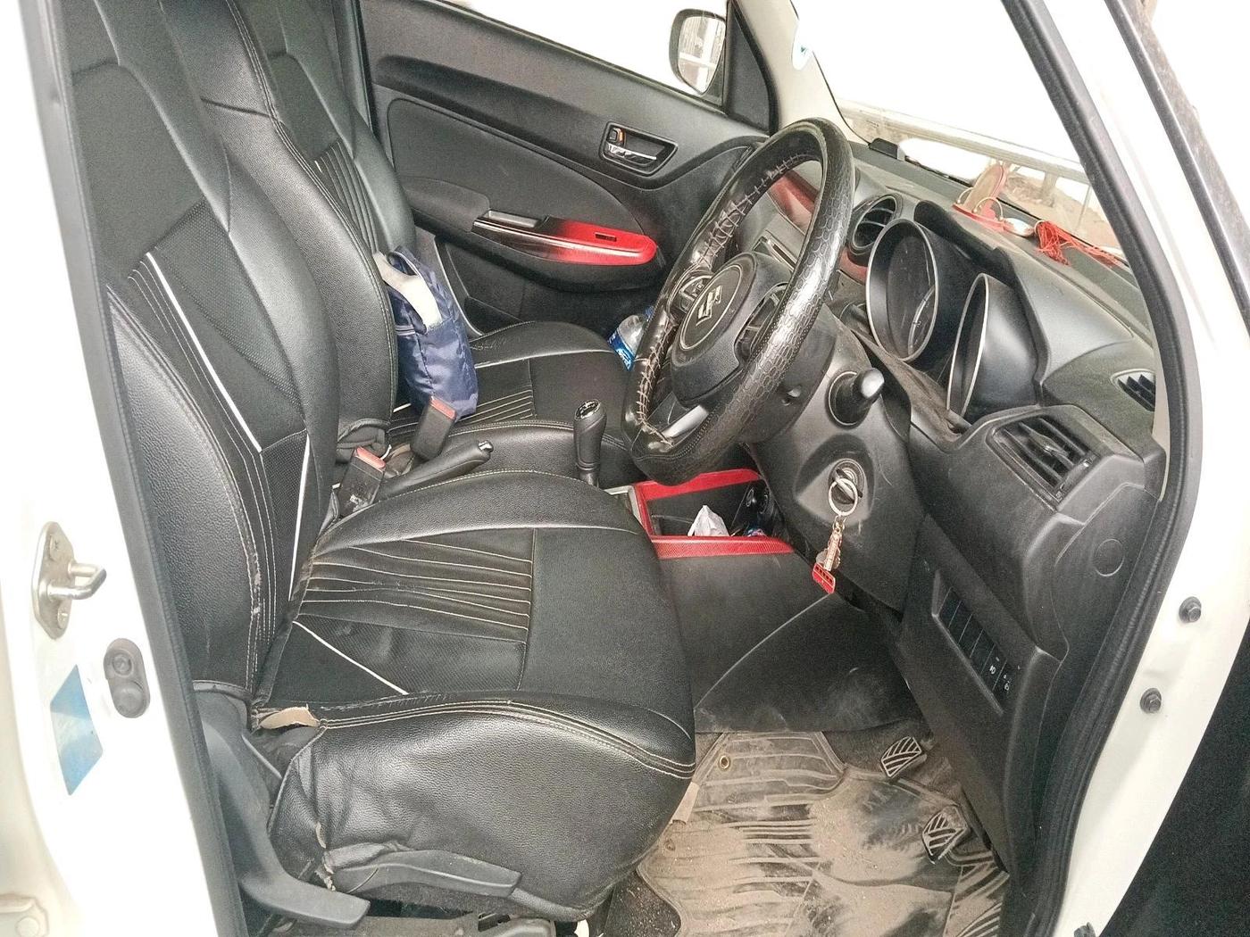 2018 Maruti Swift VXI, Petrol, Manual, 67,955 km, interior