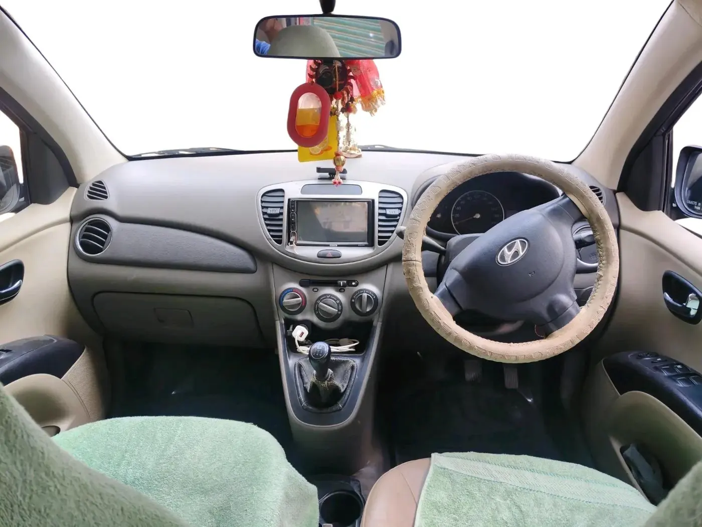 2012 Hyundai i10 MAGNA 1.2, Petrol, Manual, 39,068 km, interior