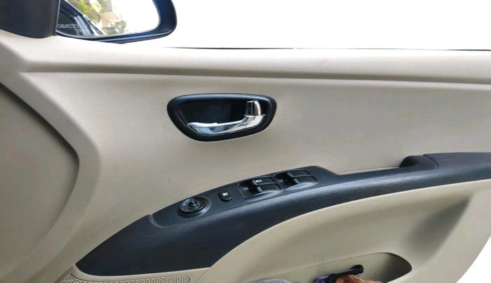 2012 Hyundai i10 MAGNA 1.2, Petrol, Manual, 39,068 km, interior