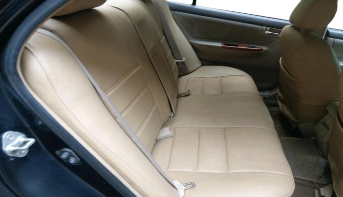 2004 Toyota Corolla H3 G 1.8, Petrol, Automatic, 77,265 km, interior