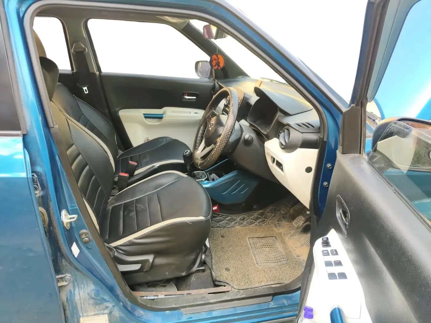 2017 Maruti IGNIS ZETA 1.2, Petrol, Manual, 74,379 km, interior