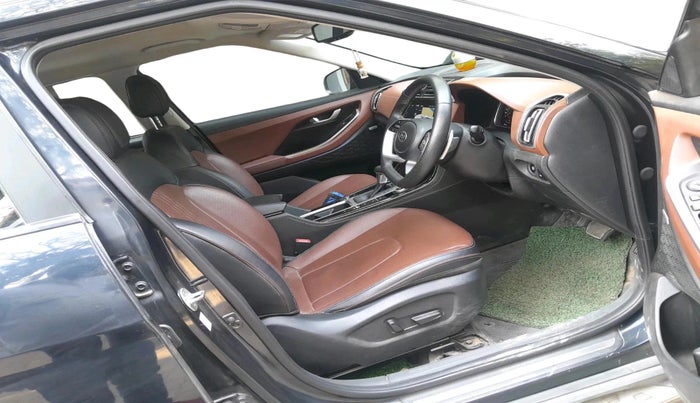 2021 Hyundai ALCAZAR 1.5 SIGNATURE (O) AT 6STR, Diesel, Automatic, 54,711 km, interior