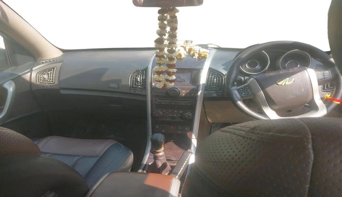 2014 Mahindra XUV500 W8, Diesel, Manual, 85,115 km, interior