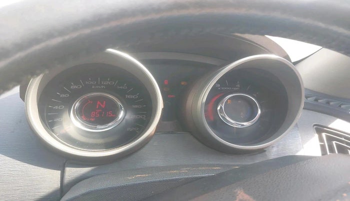 2014 Mahindra XUV500 W8, Diesel, Manual, 85,115 km, interior